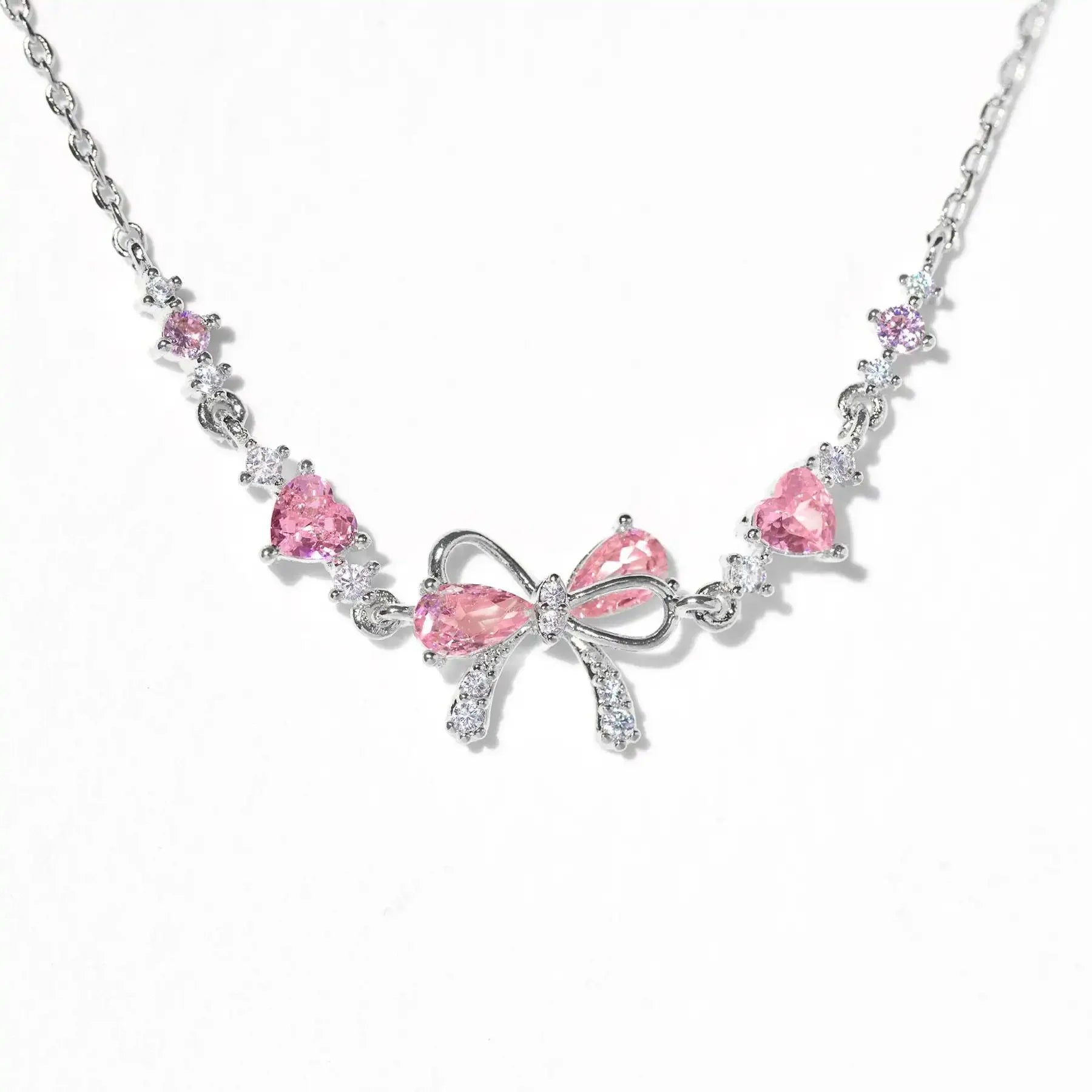 BowCharm Heart Bracelet – Elegant Symbol of Love!